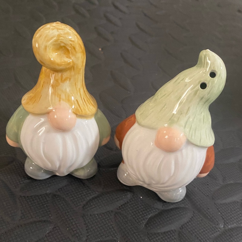 Ceramic Gnome Salt and Pepper Shakers - Pastel Yellow & Mint